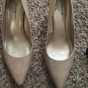 Nude Bandolino Heels